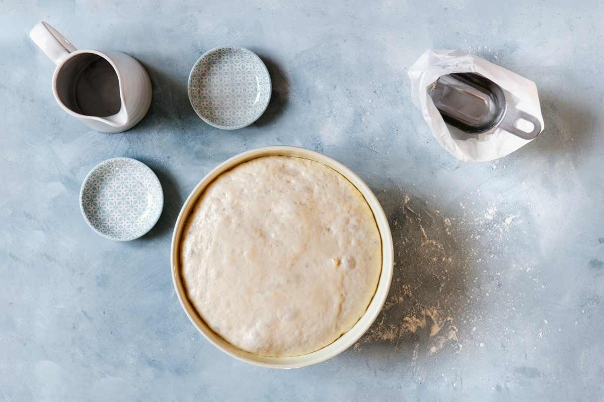 Rustikales Wurzelbaguette aus dem Holzbackofen  | Poolish nach 3 Stunden