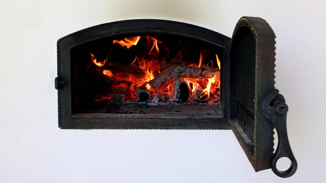 Backen und Braten im Holzbackofen