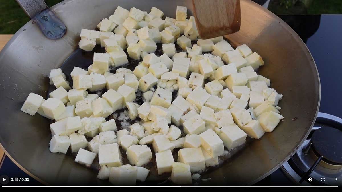 Video: Paneer und Gemüse anbraten